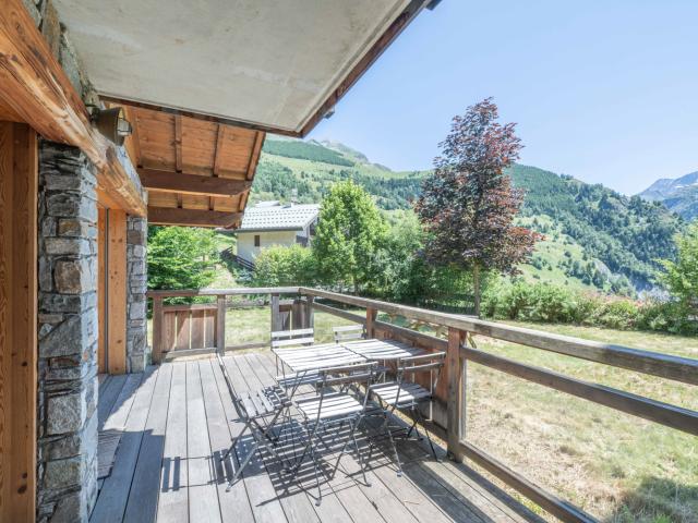 Rare chalet de luxe de 14 chambres ? Vues à couper le souffle sur les montagnes