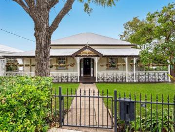 Deceased Estate | Rare character opportunity in blue chip street