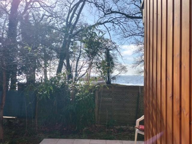 Rare: charmante maison en première ligne du Lac offrant une. 55m² Lacanau