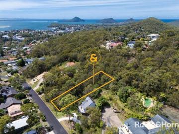 Rare Coastal Opportunity Expansive 1,299m² in the Heart of Nelson Bay