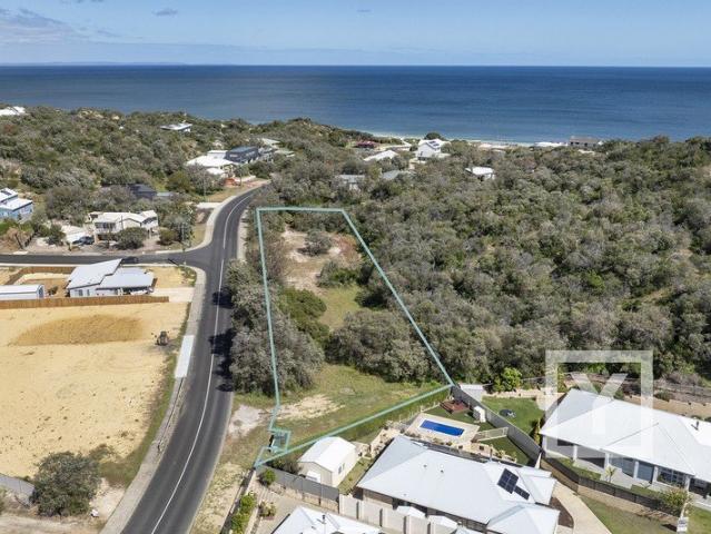 Rare Commercial Landholding Near the Beach