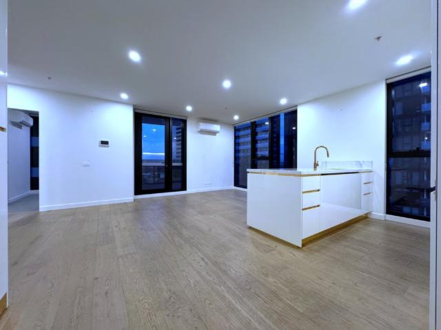 Premium Corner Apartment with Exceptional Trio Amenities