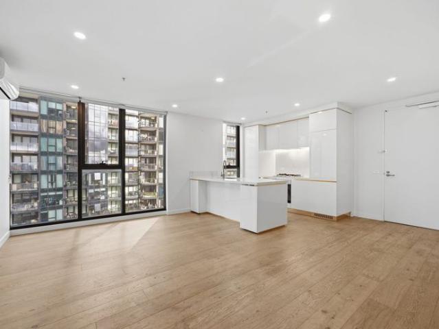 Premium Corner Apartment with Exceptional TRIO Amenities