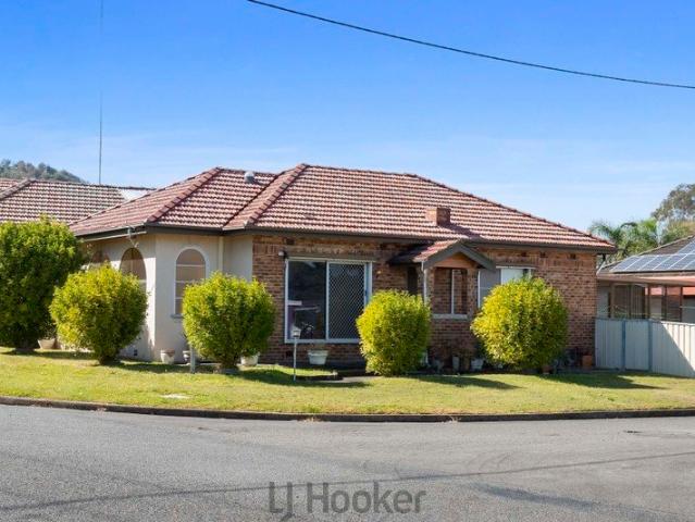 Rare Corner Block in the Heart of Speers Point Deceased Estate