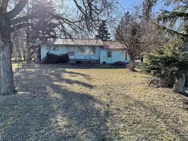 Rare Cozy Farmhouse Acreage opportunity