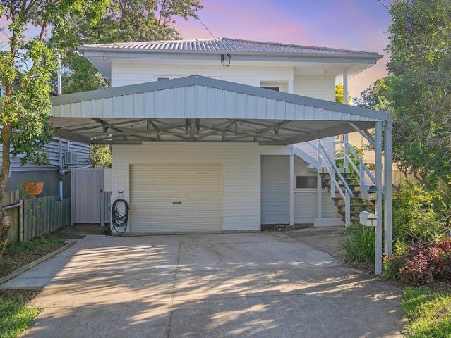 Rare Dual Income Opportunity in the Heart of Redcliffe | Returning $1,255 Per Week