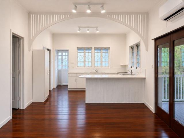 Rare Dual Living Home | 56 Bedrooms, 2 Kitchens & Huge Fully Fenced 900m² Block