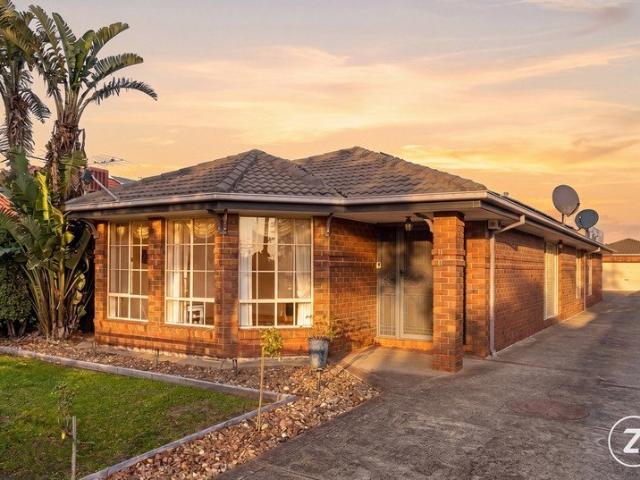 Rare Dual Title Opportunity in the Heart of Altona Meadows