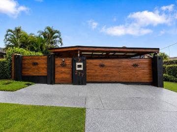 RARE DUPLEX RETREAT WITH STYLE, PRIVACY & EFFORTLESS OUTDOOR LIVING