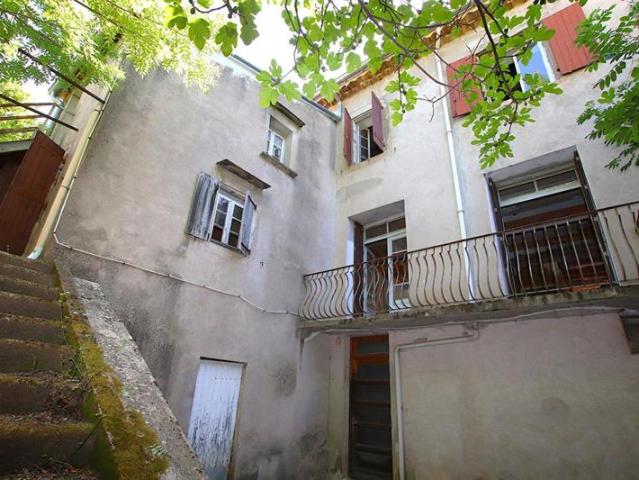RARE ? Demeure de caractère de 300 m² à rénover sur 5 385 m² de terrain