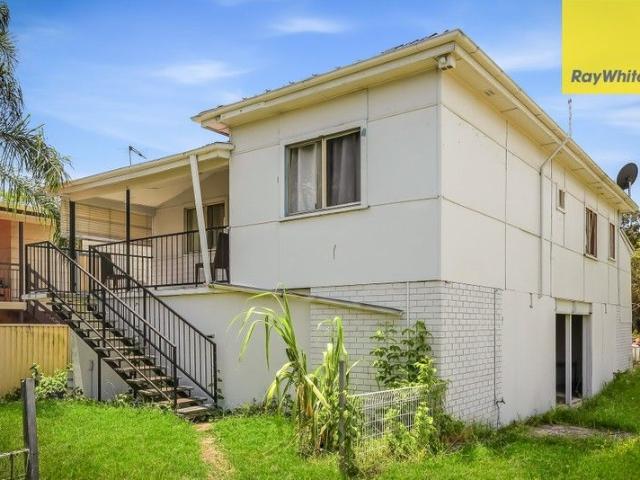 RARE DEVELOPMENT POTENTIAL LARGE 21M FRONTAGE SUB DIVIDE OR DEVELOP