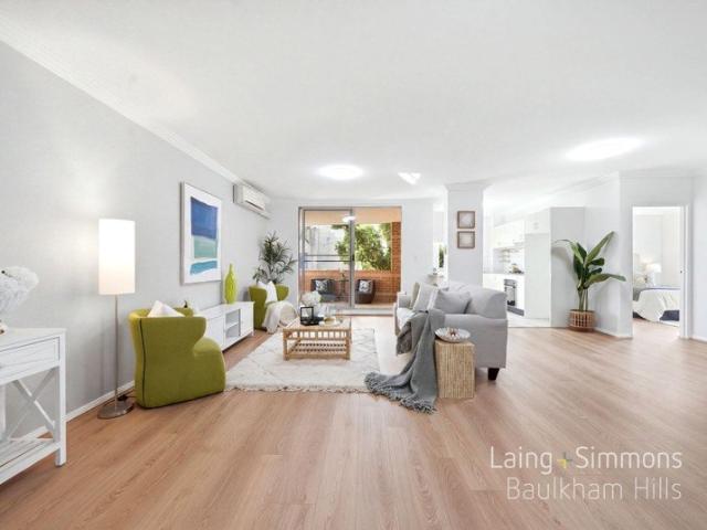 Rare, Double Brick 3 Bedroom Unit in Jasper Road Public School Catchment! Walking Distance to Shops, Schools and Express City Buses