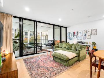 Rare Double Storey, Ground Floor Residence in the Heart of Olive York