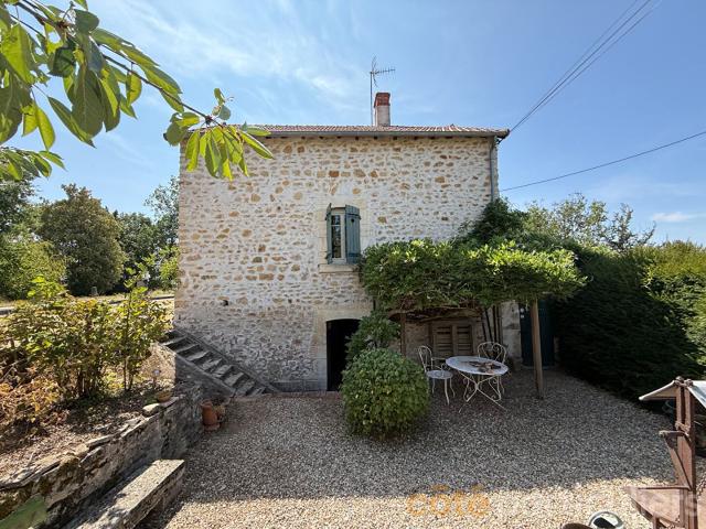 Rare et Atypique maison d'écluse dans le Saint Amandois 67m² Saint Pierre les Etieux