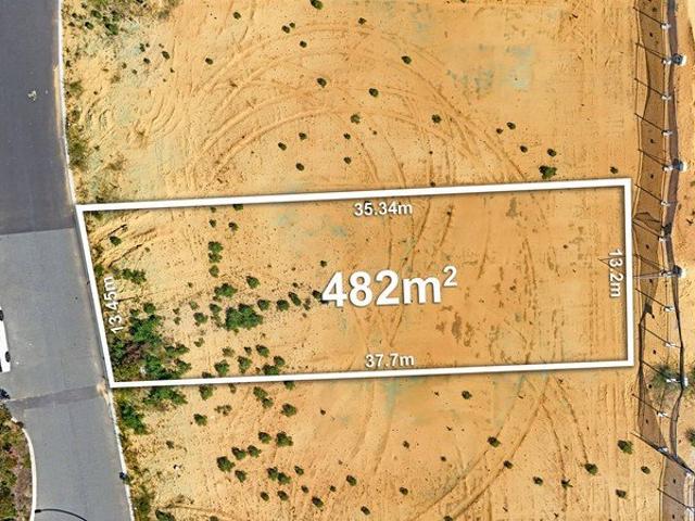 RARE EAST FACING 482m² TITLED BLOCK | BUILD YOUR DREAM HOME IN PIARA WATERS