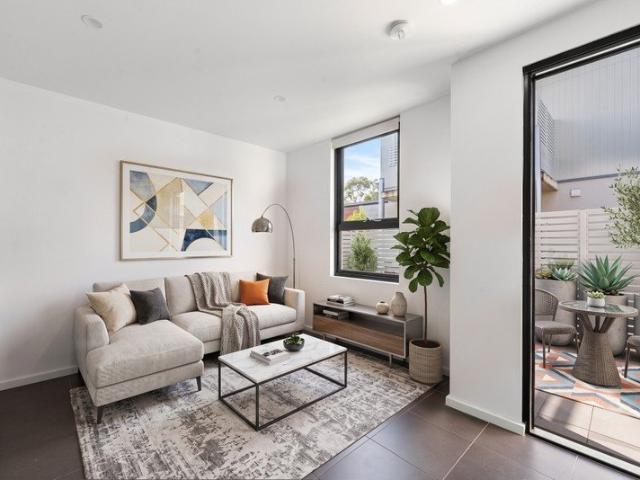 Rare Entry Level Investment in a Prime Blue Chip Box Hill South Pocket