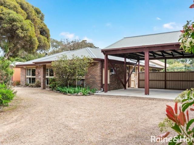 Rare Family Flexibility on 6,063m2 Approx