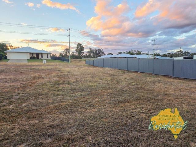 Rare Find Flat, Flood Free Land in a Great Location!