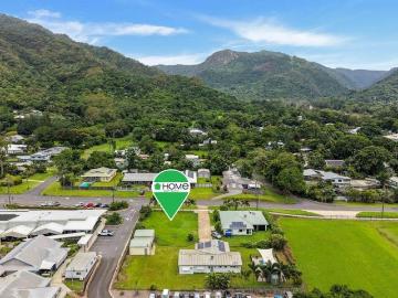 Kamerunga, Barron, Cairns Regional, Low Island, Queensland, Queensland