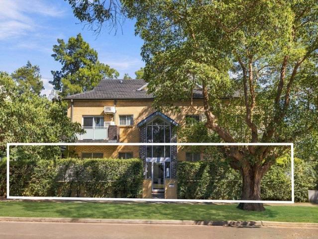 Rare Four Bedroom Whole Floor 375sqm Apartment | Boutique Complex of Just Six