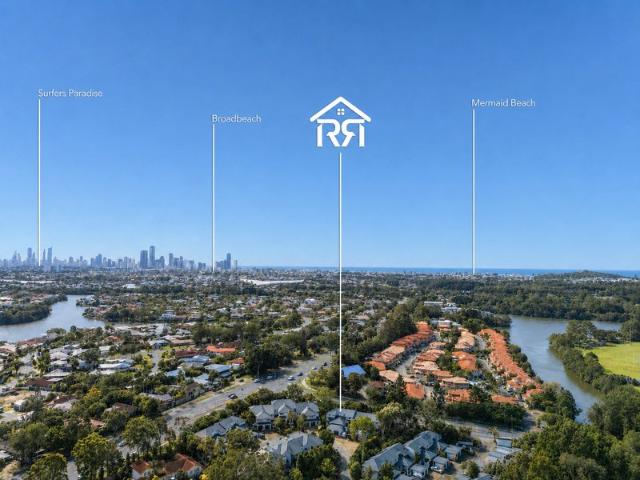 Rare Four Level Townhome In The Heart of Robina!