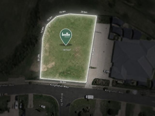RARE GEM! Commercial Development Opportunity in Lowood!