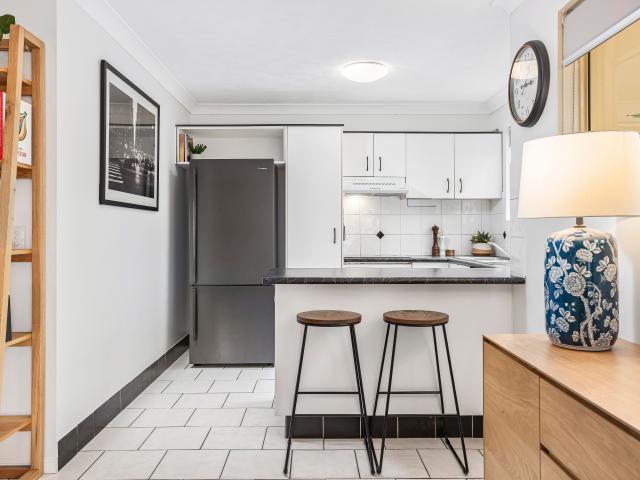 Rare Ground Floor Unit with Private Courtyard & Backyard – A Hidden Gem in Ascot
