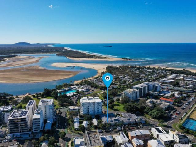 Rare Ground Floor Retreat in Cotton Tree