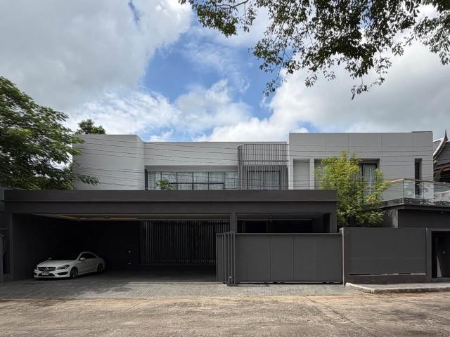 Rare Home! บ้านเดี่ยว Pool Villa 2 ชั้น สไตล์โมเดิร์น | “หน้าบ้านกว้าง หลังบ้านติดน้ำ” | ตกแต่งพร้อมเข้าอยู่