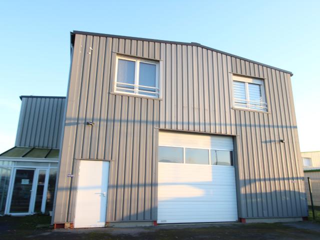 RARE Immeuble mixte à WARMERIVILLE