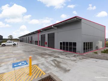 Cockle Creek, Newcastle - Parking