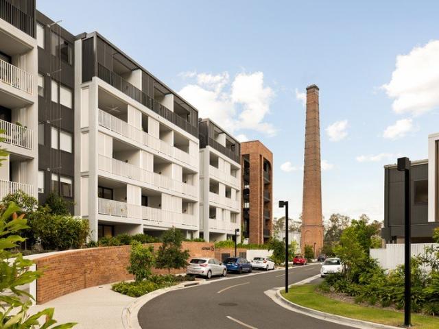 Rare Inner North 1 Bedroom Opportunity in Landmark Lifestyle Neighbourhood