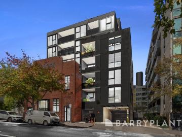 Rare Inner City Offering with Massive Terrace and City Views
