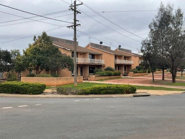 Rare Investment Opportunity 6 Units on One Title