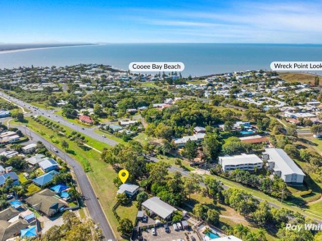 RARE INVESTOR GOLD! Subdivision Approved with 3 potential income streams!