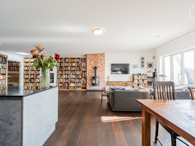 Rare jewel!, 360 degree roof top terrace with sauna with a view of the TV Tower for exclusive use in Prenzlauer Berg with aircondition and a bathing tub outdoor