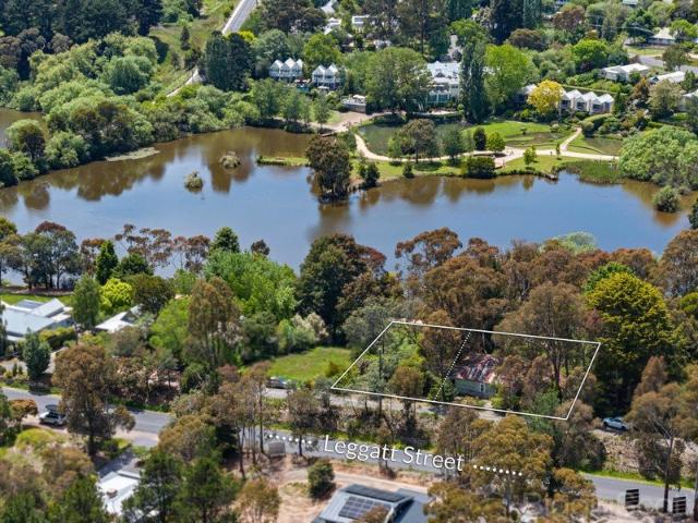 Rare Lake Precinct Opportunity on 1545 sqm Renovate, Rebuild or Redevelop STCA