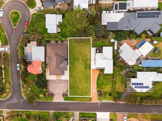 RARE LAND OFFERING SAN REMO