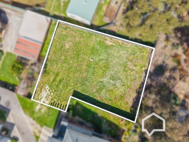 Rare Land Opportunity in Established Spring Gully