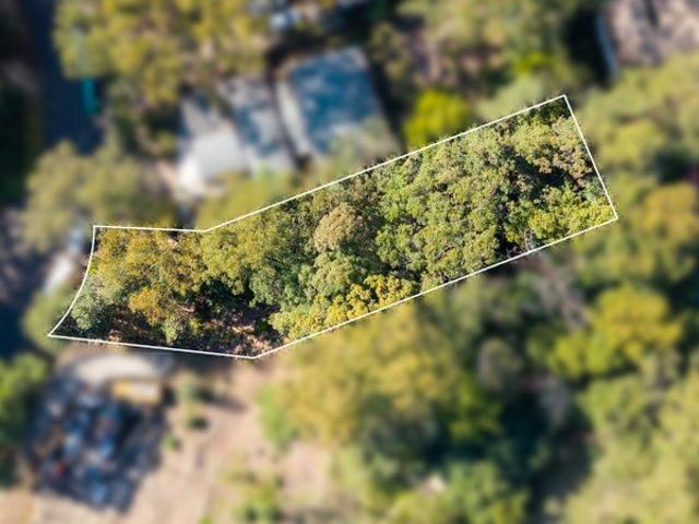 Rare Landholding with Bushland Outlook