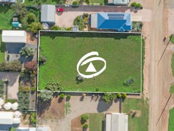 Rare Large Allotment in Moonta Bay
