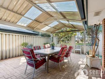 RARE PARKSIDE OPPORTUNITY! GRAND OPENING Sun 28th June 1.20pm 2pm