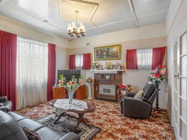 Rare Period Home Wrapped in Parkland