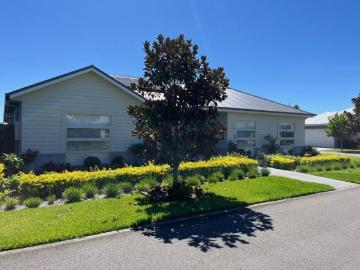 Bobs Farm, Port Stephens - Equipped kitchen