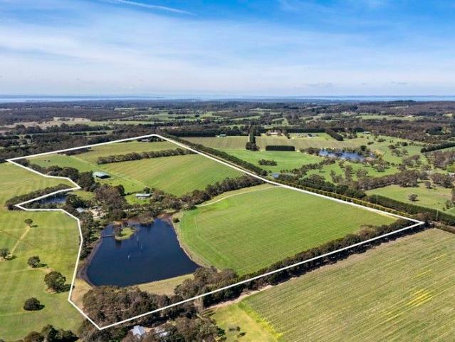 Rare Potential in Heart of Peninsula