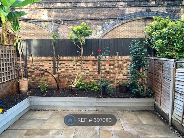 Rare Private Garden Brook Green, London W6, 2 bed flat to rent, £2,749 pcm | PrimeLocation
