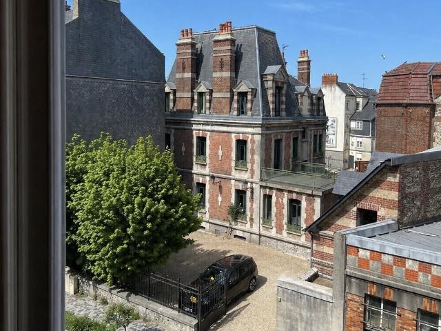 Rare Refait à neuf par architecte rue Cachin · 2 chambre. 50m² Honfleur