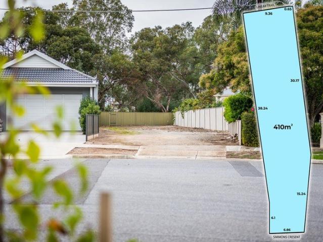 RARE RIVERSIDE LAND BUILD YOUR DREAM HOME ON LINEAR PARK