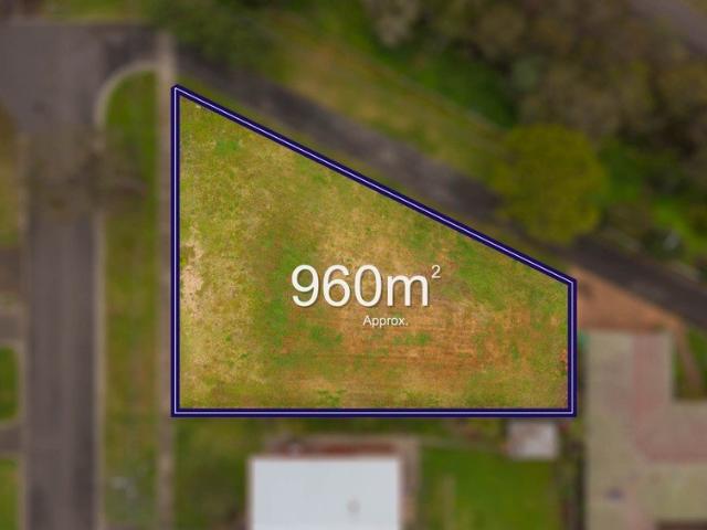 Rare Riverside Prestige: Premier 960m² Approx. Corner Goldmine