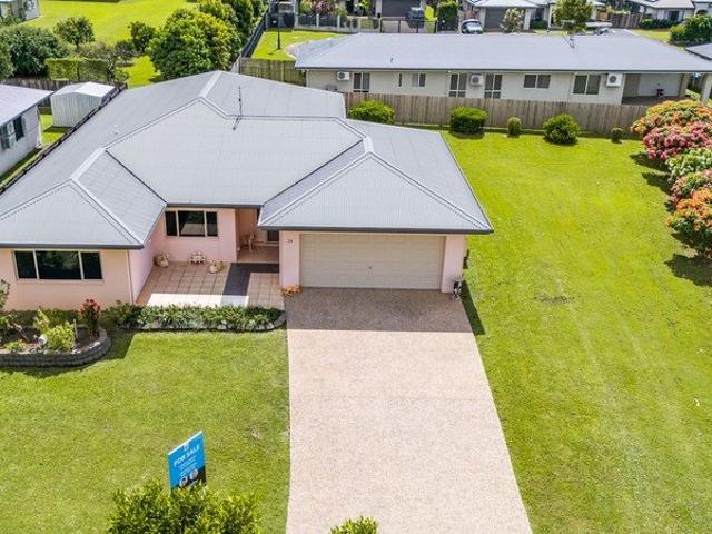 RARE: Tradesmen & Families 4 bedder and a huge block